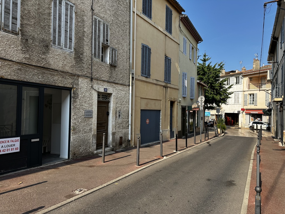 Local Commercial - Cassis
