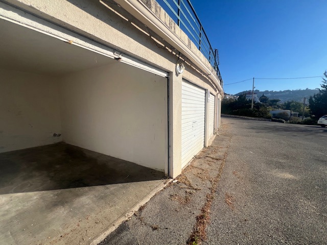 Garage - Cassis