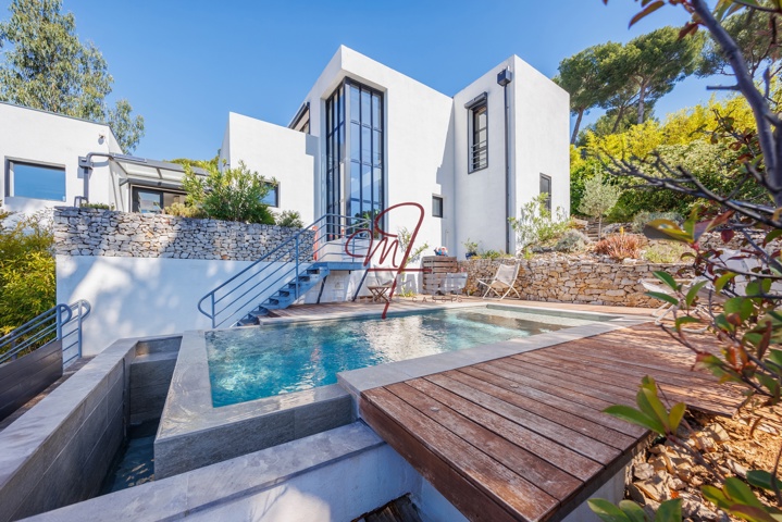 House - Cassis