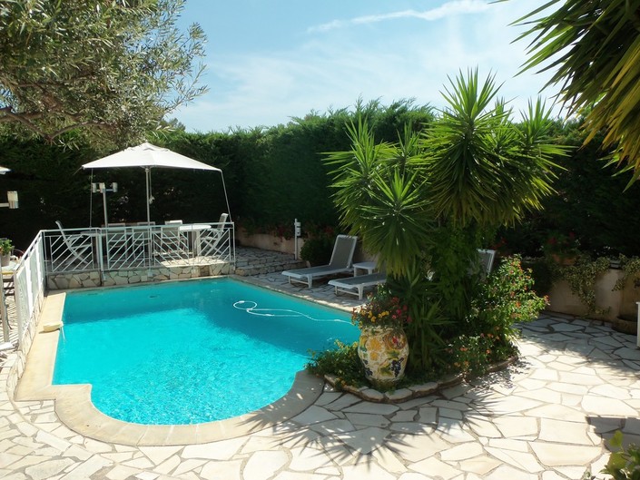 For rent Rental Studio T1, Cassis, renovated