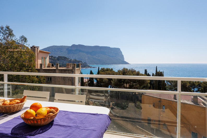 Location VUE A COUPER LE SOUFFLE  50m de la plage du Bestouan