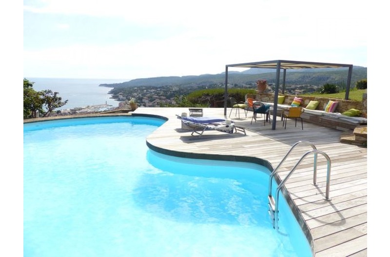 Location Location Cassis, magnifique vue mer pour cette villa contemporaine avec piscine, 8 couchages T5 cassis super cassis