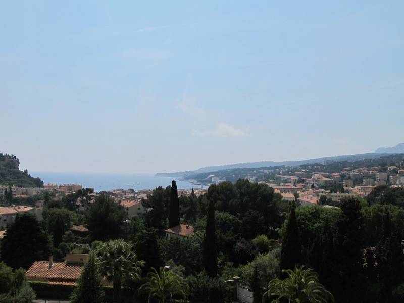 Appartement T4 Cassis centre ville Vue mer, dernier tage, terrasse