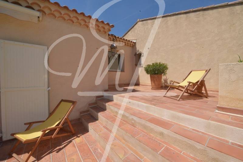 Vente maison de famille T7 CASSIS  piscine, jacuzzi et garage