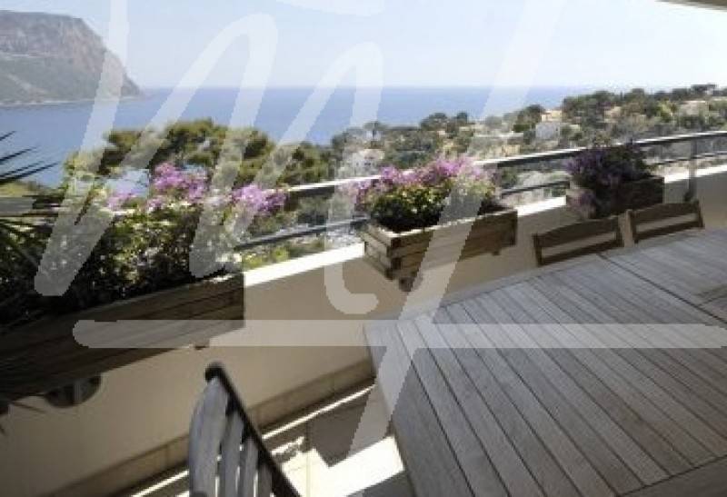 Vente Appartement T5 cassis duplex, terrasses, vue mer, garage