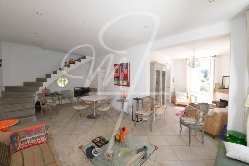 Vente maison bourgeoise T5 CASSIS centre