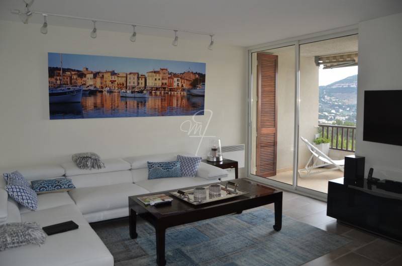 Vente appartement vue mer T3 cassis bestouan terrasse, vue mer,  paking privatif