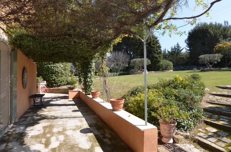 Vente bastide T7 cassis campagne