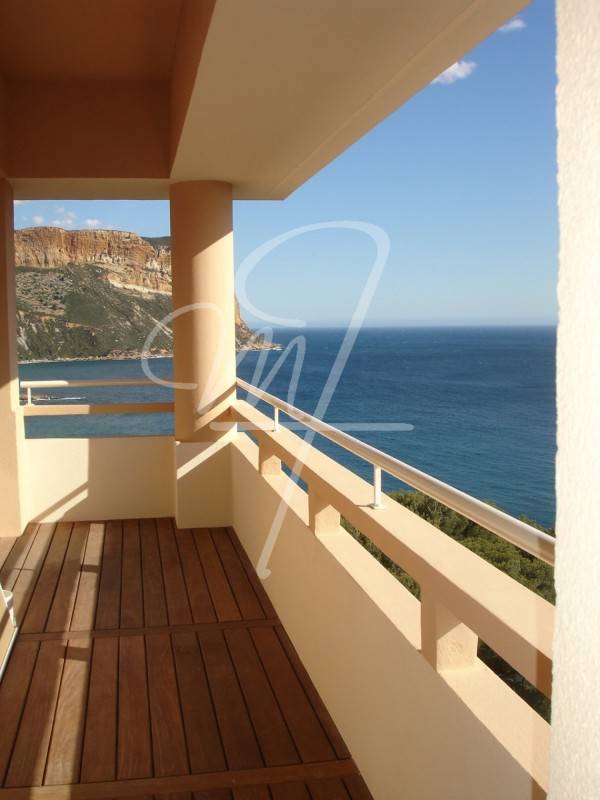 Vente appartement contemporain T3 cassis plage prox plage et port vue mer, dernier tage