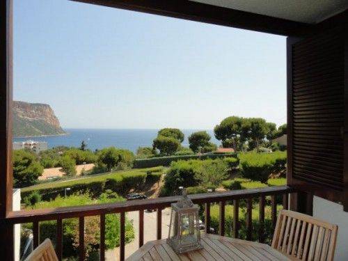  T3 Cassis vue mer terrasse et parking, piscine, tennis