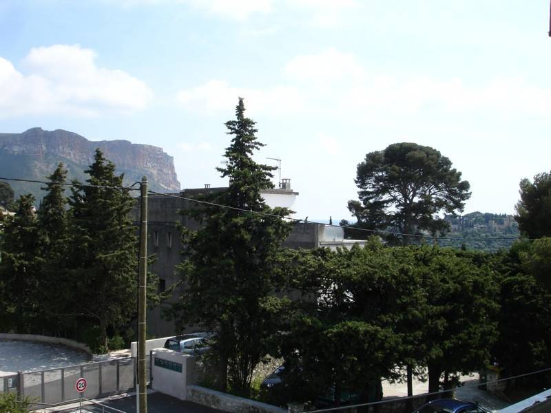 Vente T3 CASSIS Balcon, vue mer et cap canaille