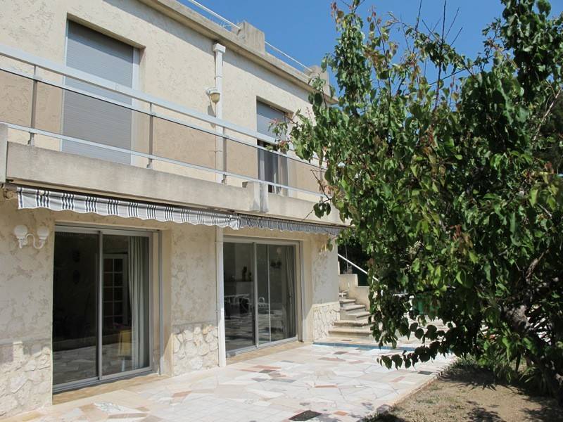 villa T5 Cassis terrain plat, calme