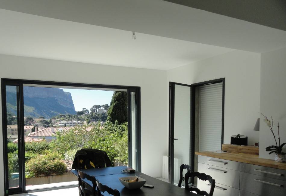 Vente villa T6 Cassis plein centre vue dgage