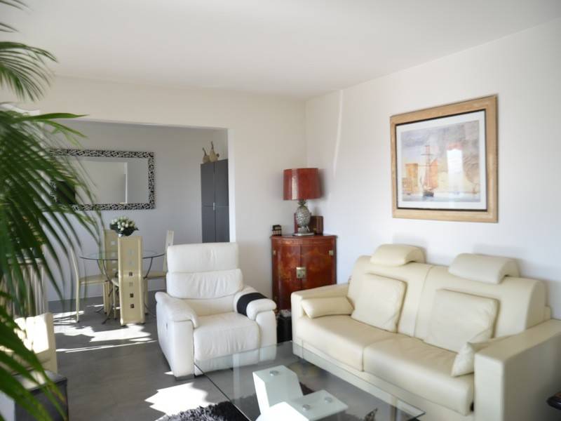 Vente appartement contemporain T4 Cassis vue mer, terrasse, piscine, ascenseur