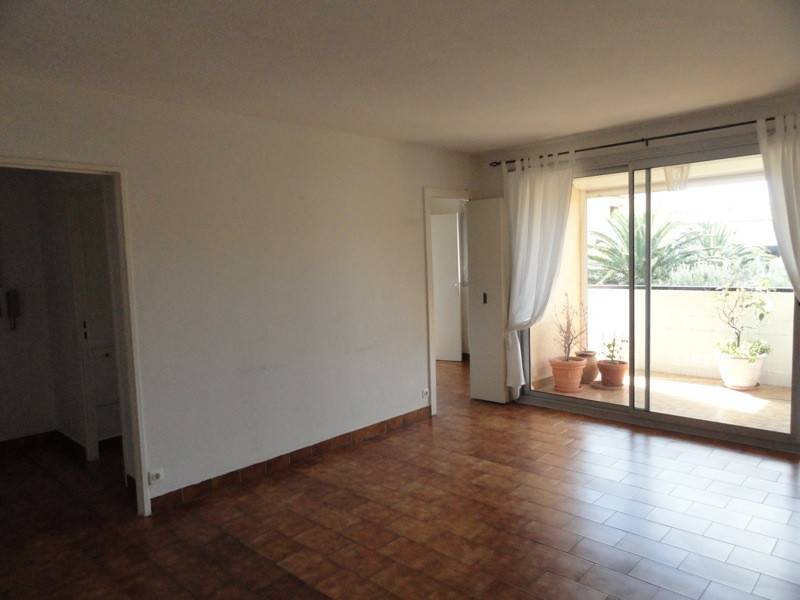 Appartement T2/3 Cassis hauteurs parking souterrain, piscine