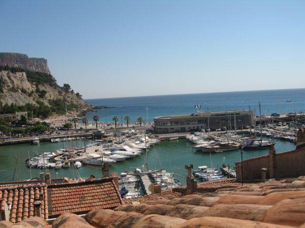 Vente duplex T4 Cassis SOUS COMPROMIS port, terrasse, vue mer