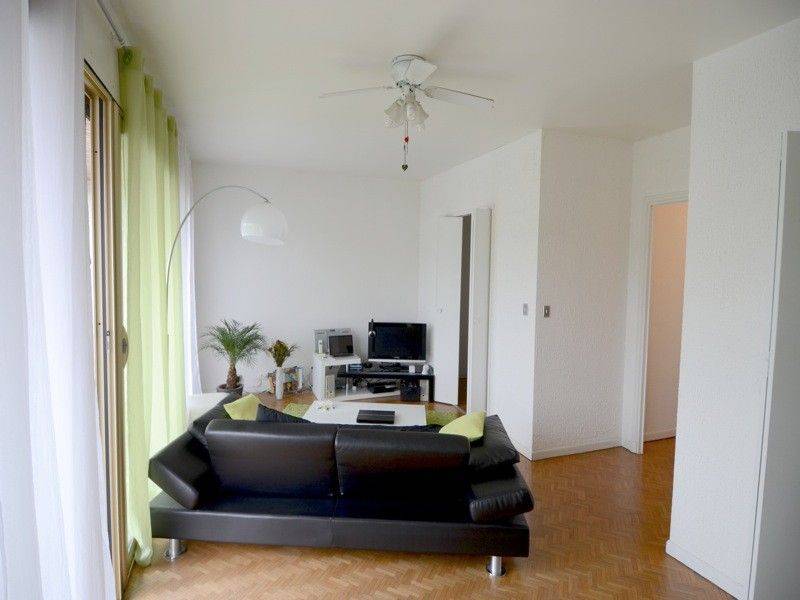 Vente T1 cassis centre ville balcon, vue dgage, ascenseur