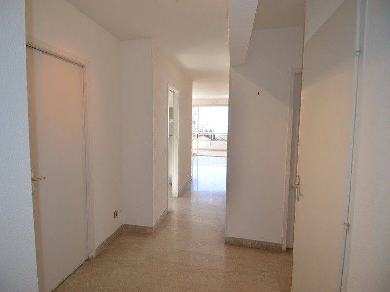 Vente appartement de standing T3 Cassis dernier tage, vue mer, garage et parkings