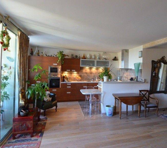 Vente T4 Cassis vue mer, terrasse, parking, cave