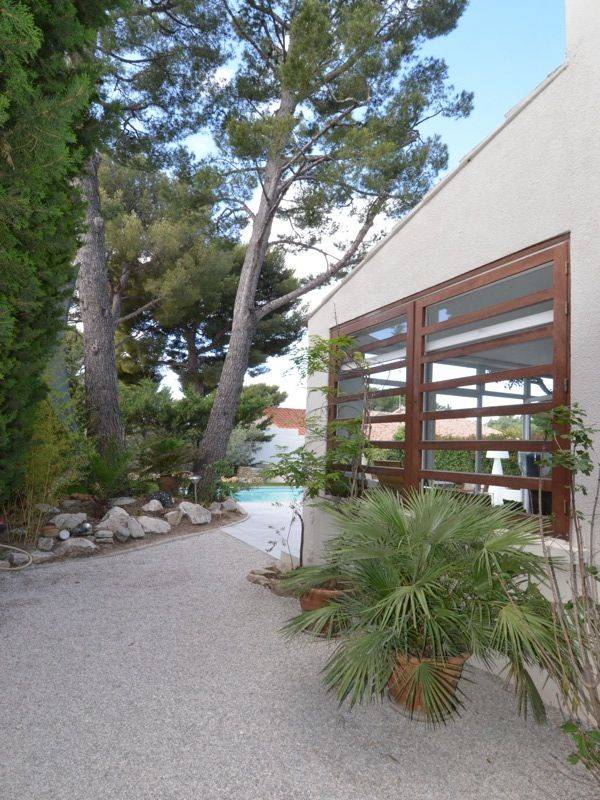 Vente villa T4 cassis contemporaine piscine