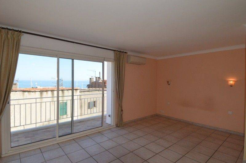 Vente Appartement T3 cassis port vue mer, garage