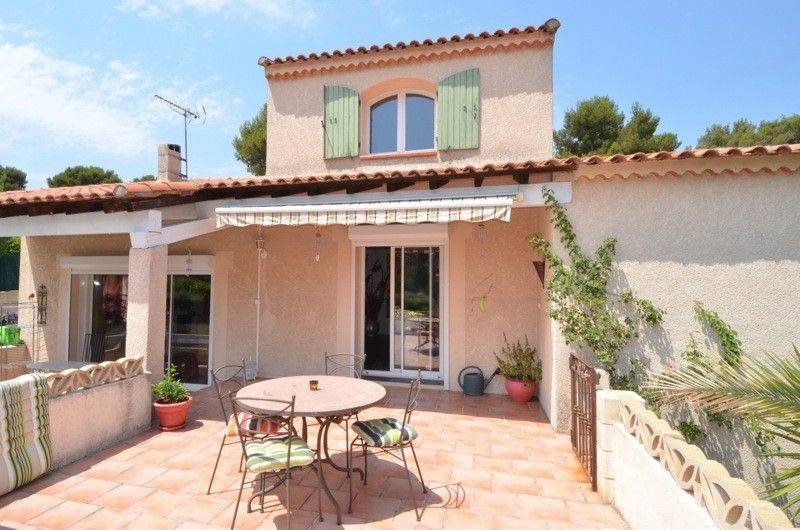 Vente villa T4/3 Cassis PISCINE, GARAGE