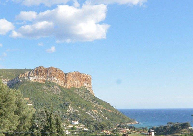 Vente T5 CASSIS VILLA, VUE MER, GARAGE, possibilit d'extension