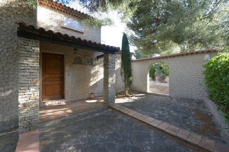 Vente T5 CASSIS VILLA, VUE MER, GARAGE, possibilit d'extension