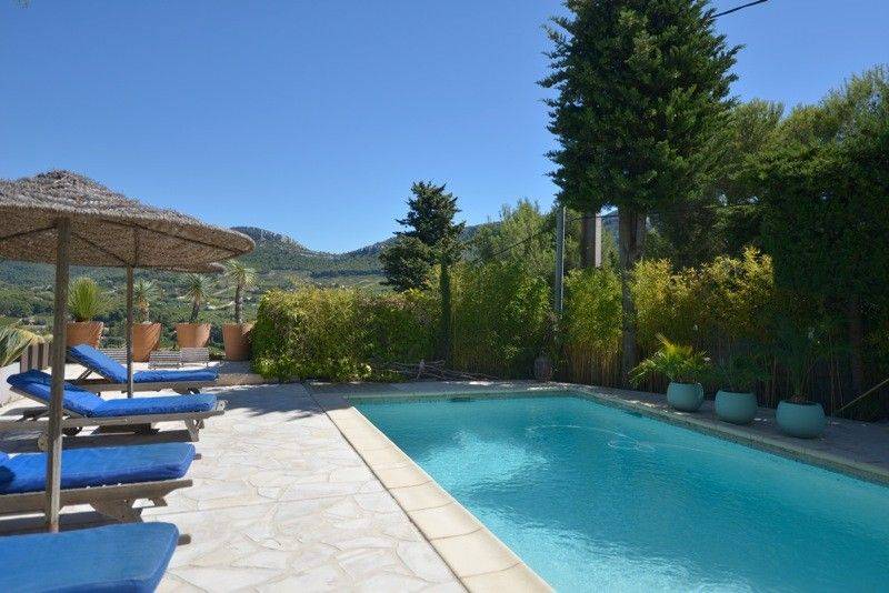 Vente T5 Cassis villa , piscine,  appartement independant