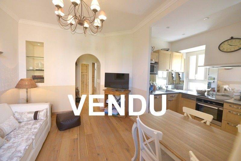 Vente APT DE CARACTERE T3 centre ancien de cassis