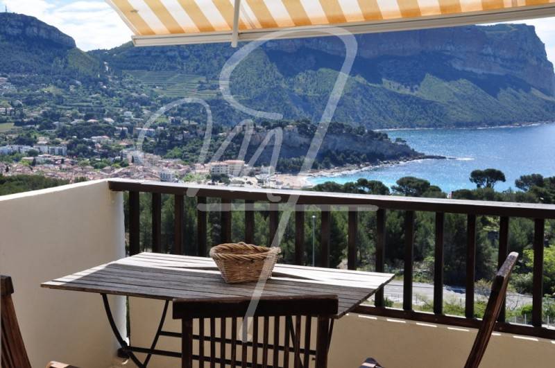 Vente apt T3 cassis dernier tage, vue mer