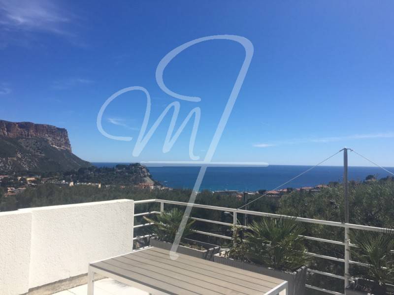 Vente loft T5 cassis vue mer, studio independant