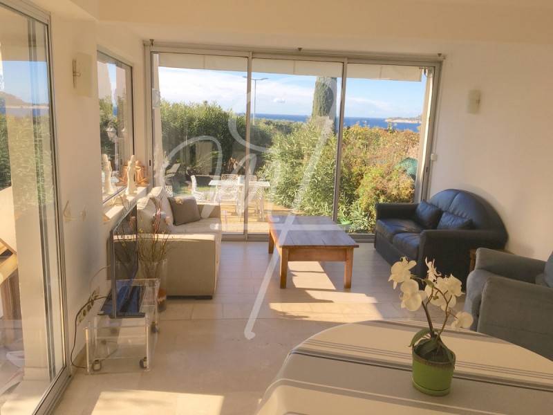 Vente appartement rez-de-jardin T3 cassis prox plage vue mer, parking, jardin