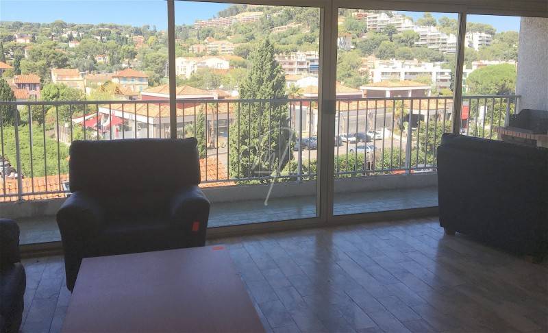 Vente Appartement T2 cassis centre ville ascenseur et garage