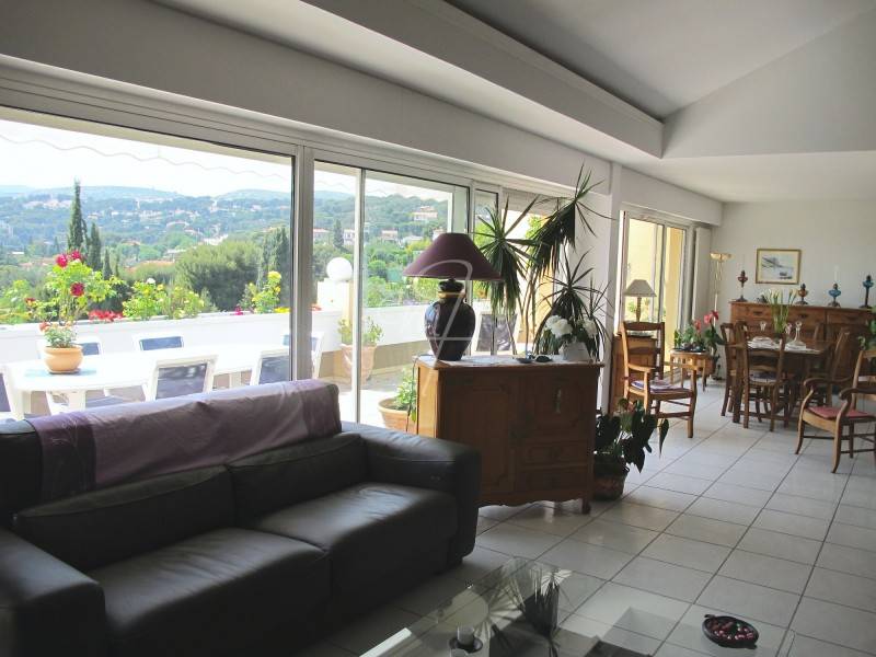 Vente Villa de construction rcente T3/4 cassis centre terrasse-ascenseur-vue mer