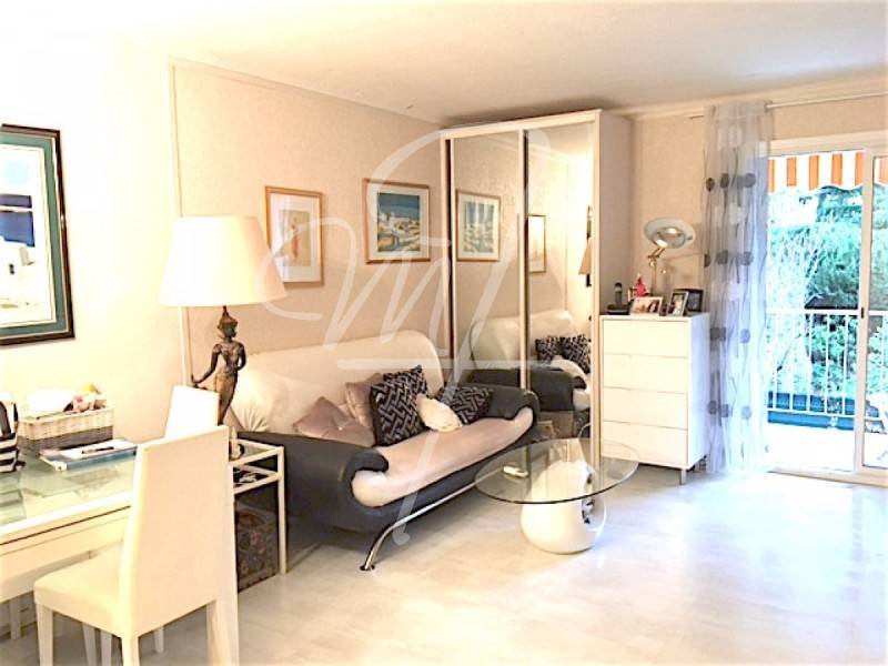 Vente Appartement T1 cassis centre ville balcon, parking dans rsidence