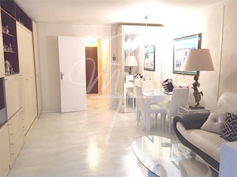 Vente Appartement T1 cassis centre ville balcon, parking dans rsidence