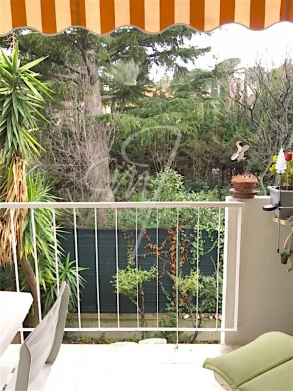 Vente Appartement T1 cassis centre ville balcon, parking dans rsidence