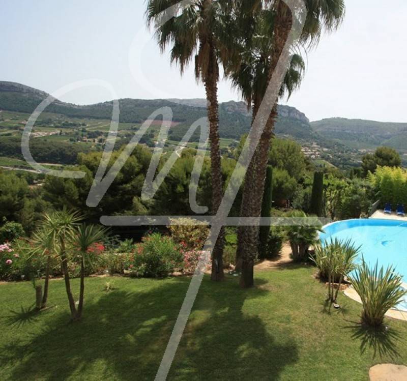 Vente maison de caractre T8 Cassis Piscine, jaccuzzi