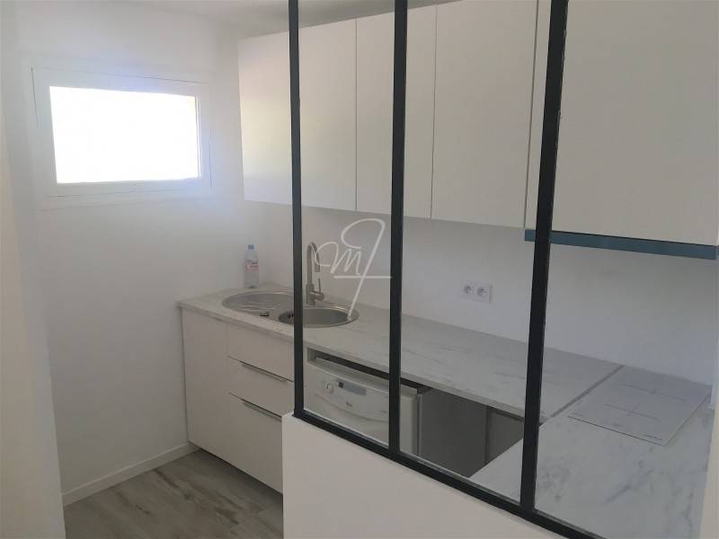 Vente Appartement T1 cassis centre ville balcon