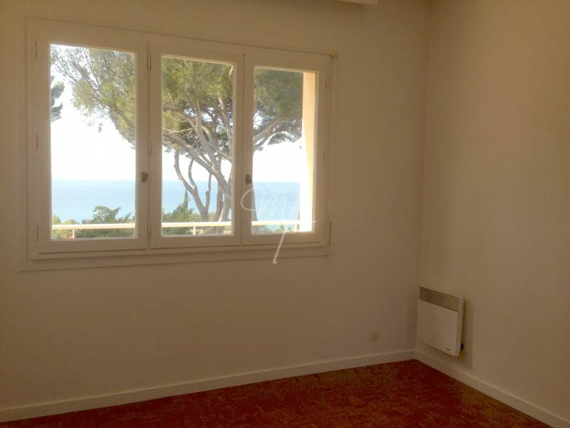 Vente T3 cassis dernier tage, terrasse, vue mer