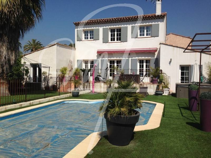 Vente T5 saint-cyr sur mer  les lecques jardin, piscine, jacuzzi